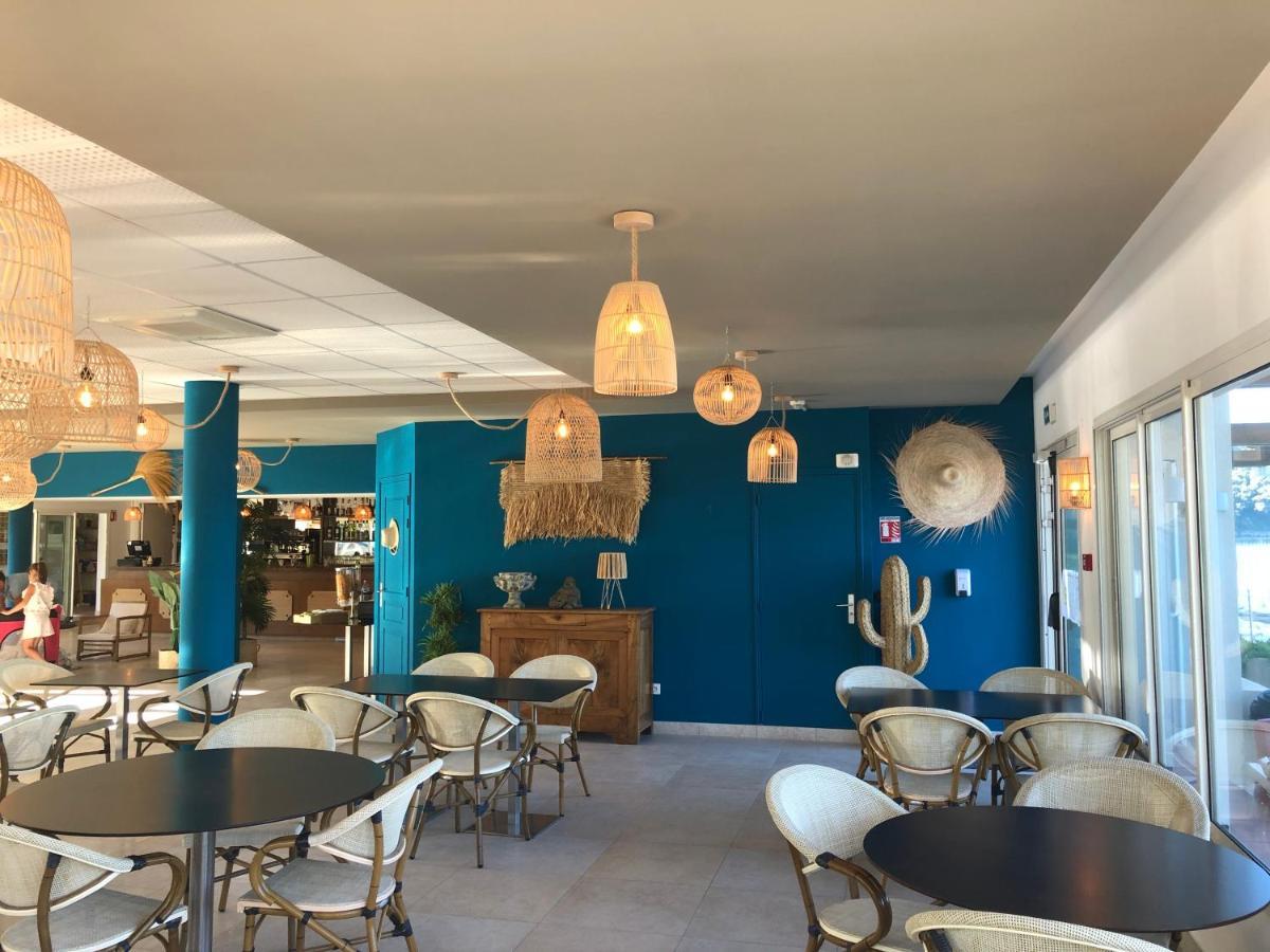 Hotel Au Tapis De Sable Saint-Cyr-sur-Mer Esterno foto