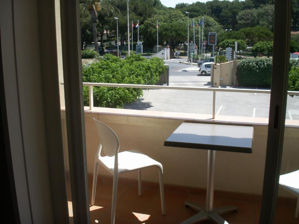 Hotel Au Tapis De Sable Saint-Cyr-sur-Mer Camera foto