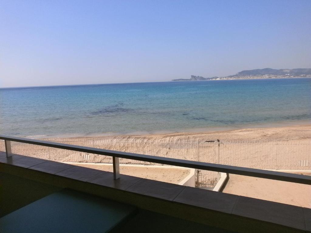 Hotel Au Tapis De Sable Saint-Cyr-sur-Mer Camera foto